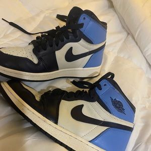 BRAND NEW air Jordan 1s in obsidian